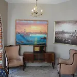 Bahaus Hostel Near Bluemosque And Hagiasophiamosque - 2 Minutes Hostel *
