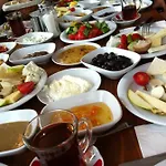 Bahaus Hostel Near Bluemosque And Hagiasophiamosque - 2 Minutes Hostel *