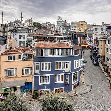 Bahaus Near Bluemosque And Hagiasophiamosque - 2 Minutes بيت شباب اسطنبول
